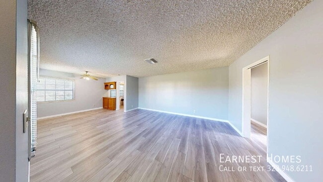 Photo - 13950 Garber St