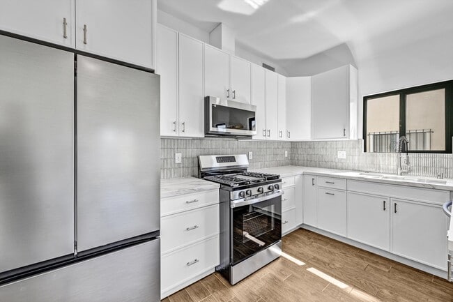 Photo - 618 N Vista St