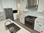 Photo - 1651 S Hayworth Ave