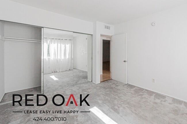 Photo - 1327 Laurel Ave Unit 12