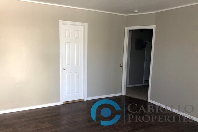 Photo - 519 Pitta St