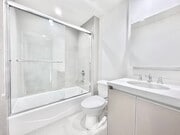 Photo - 838 S La Brea Ave