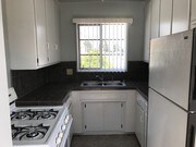 4. Kitchen - 11330 Mississippi Ave Unit 2