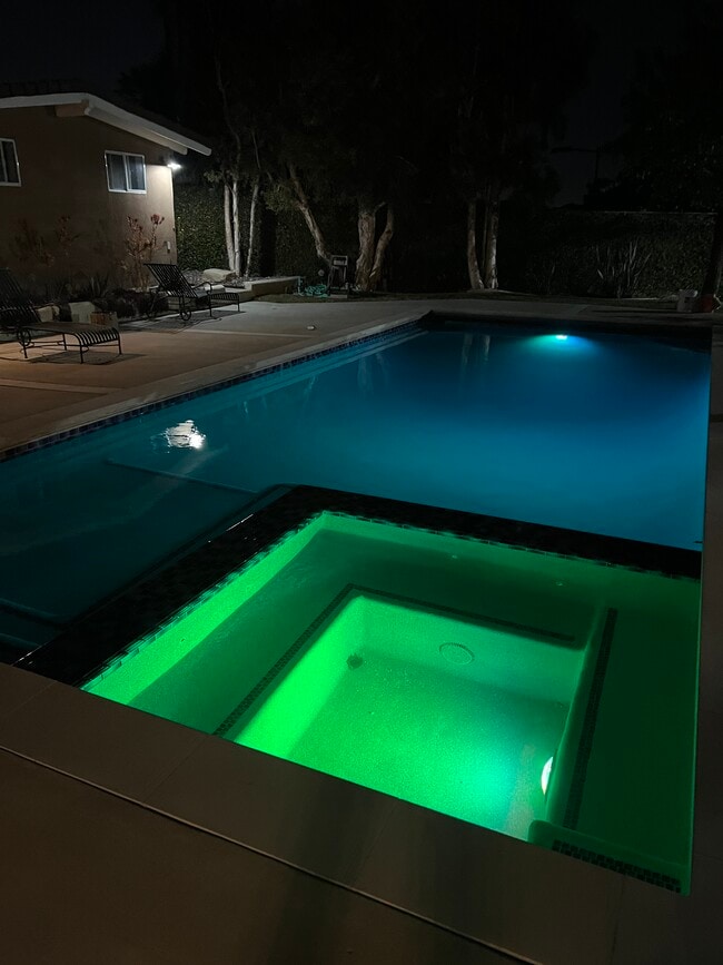 Night view - 4703 Ferncreek Dr