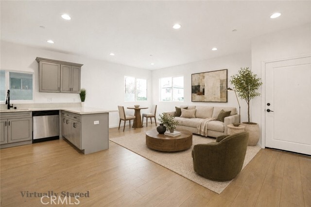 Photo - 5729 Willowcrest Ave Unit 5729