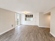 Photo - 1221 Parker Pl Unit 6