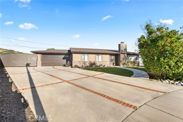 Photo - 1377 Hazelwood Pl