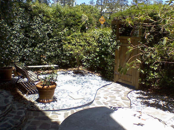 courtyard - 1905 Canal St Unit c