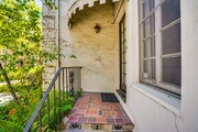 Front door - 450 N Sycamore Ave Unit 1