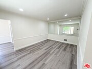 Photo - 115 N Clark Dr Condo