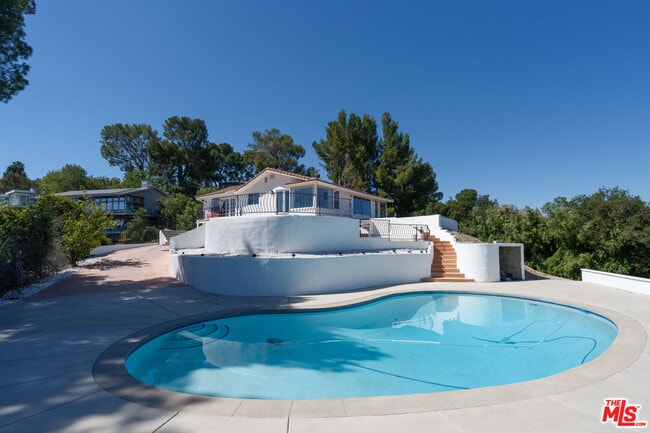 Photo - 5026 Medina Rd