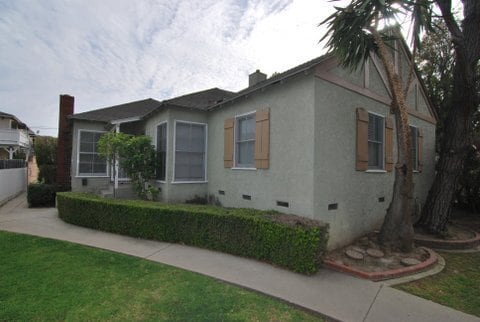 Building Photo - 4510-4512 E 15th Unit 4512 E 15th St