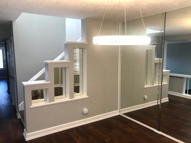 Photo - 20950 Oxnard St Townhome