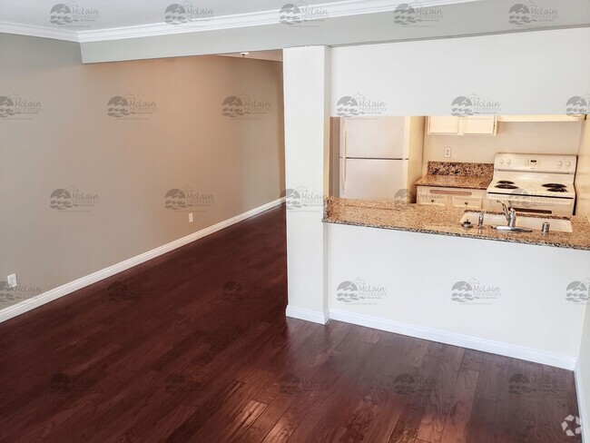 Building Photo - 1 Bedroom Just Minutes to Beach in Oceansi... Unit 30 Rental