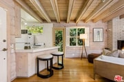 Photo - 2127 Kress St House
