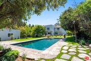 Photo - 1004 N Beverly Dr House