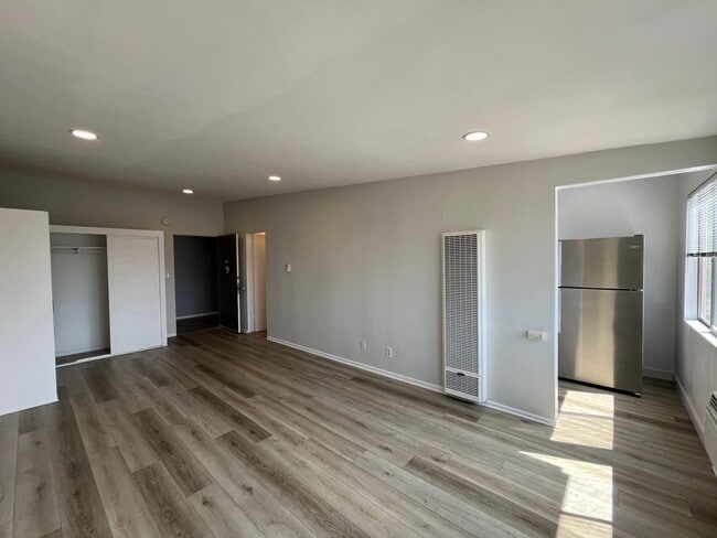 Photo - 1253 Havenhurst Drive