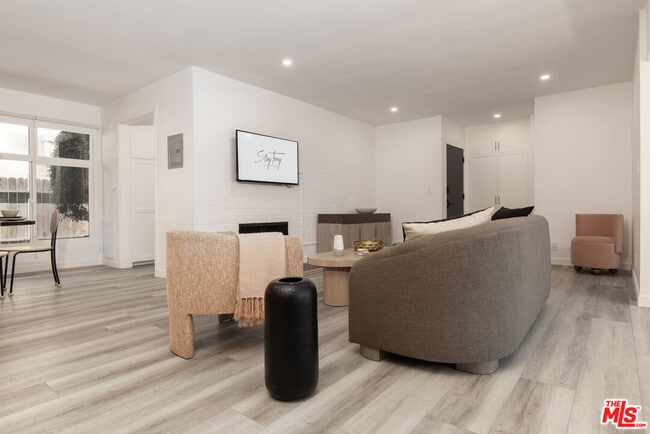 Photo - 8911 Cynthia St Unit #10