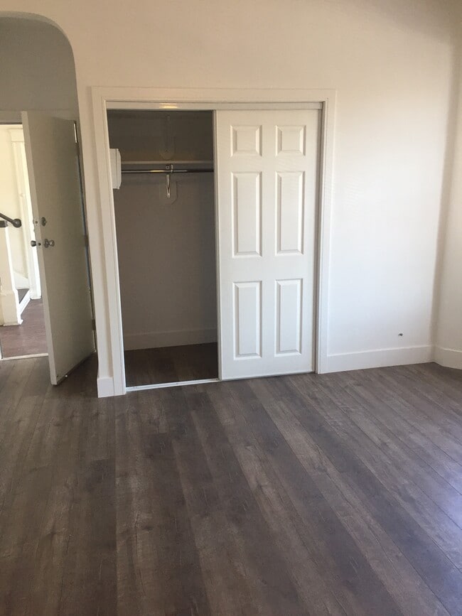 Photo - 845 Normandie Ave Unit 17