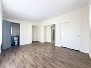 Photo - Spacious Single Level in Duplex! Unit 5B