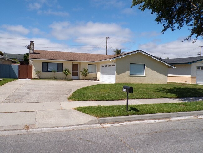 Building Photo - Nicely Upgraded Single Story Home in Vande...