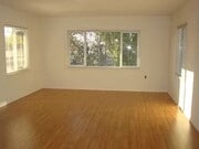 Photo - 320 Park Ave