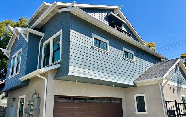 Building Photo - Available Now Brand New 4 Bedroom/5 Bath T... Unit 65 N Sierra Bonita Rental