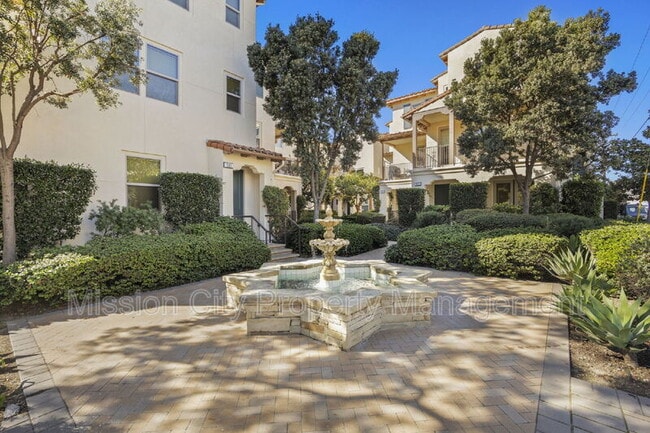 Photo - 569 E Montecito St Condo