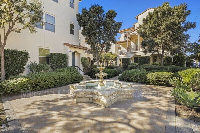 Building Photo - 569 E Montecito St Rental