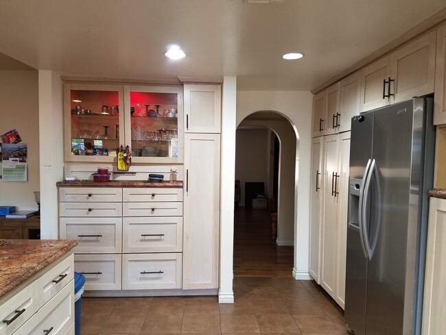 Photo - 5005 63rd St