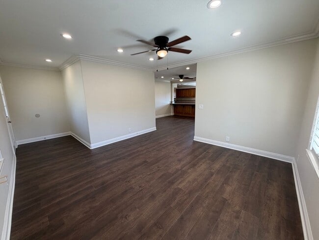 Photo - 114 N 12th Ave Unit Front House