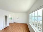 Photo - 230-232 Rennie Avenue Unit 232