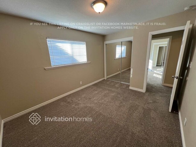 Photo - 526 W Hoffer St