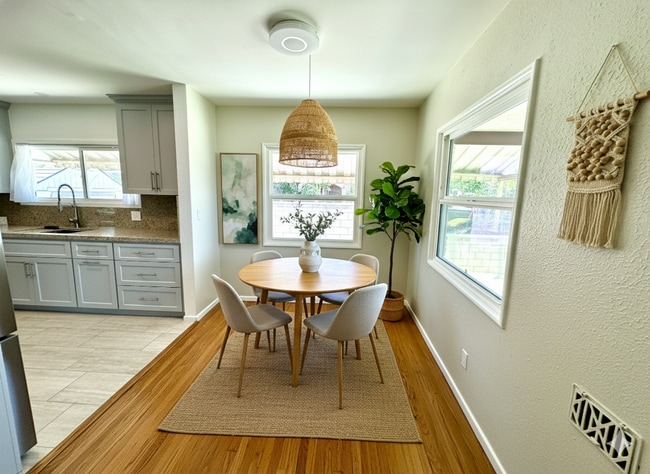 Photo - Charming 3 bedroom, 2 bath completely remo...