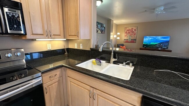 Photo - 1601 India St Unit 507