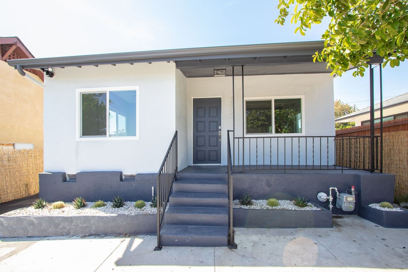 Photo - 2641 Alice St