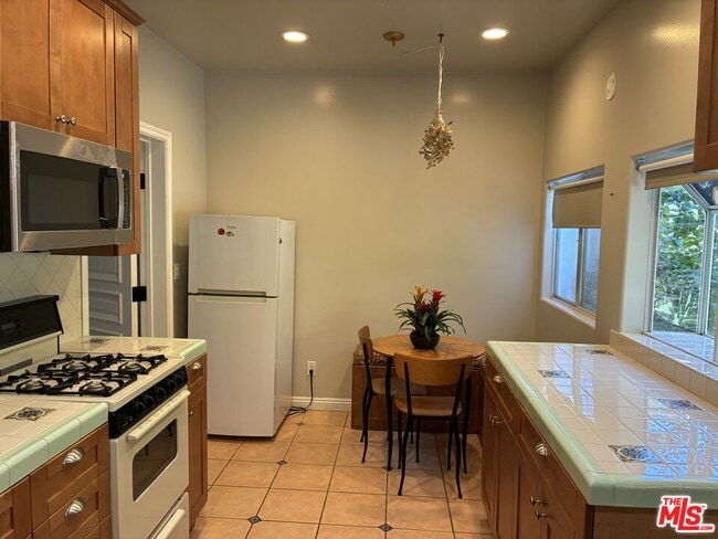 Photo - 341 S Palm Dr