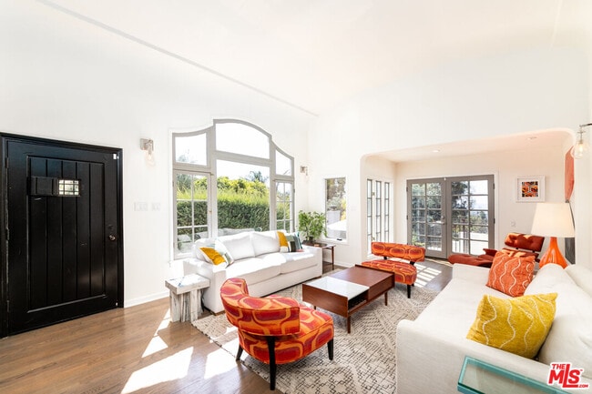 Photo - 1761 N Orange Grove Ave