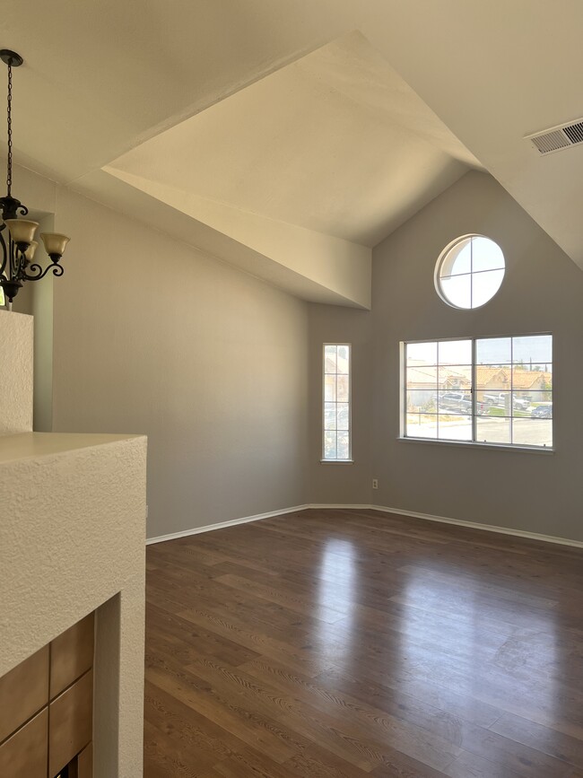 Photo - 1188 Don Carlos Ct