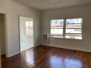 Corner rear-facing unit - 545 S Hobart Blvd Apartments Unit 409
