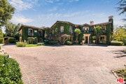 Photo - 1550 Amalfi Dr House