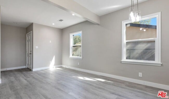 Photo - 9217 Langdon Ave