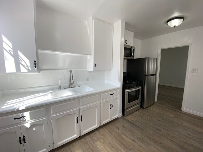 Photo - 4080-4084 Leimert Blvd (On sale) Unit 4084