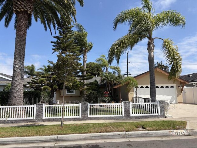Photo - 17542 Wrightwood Ln
