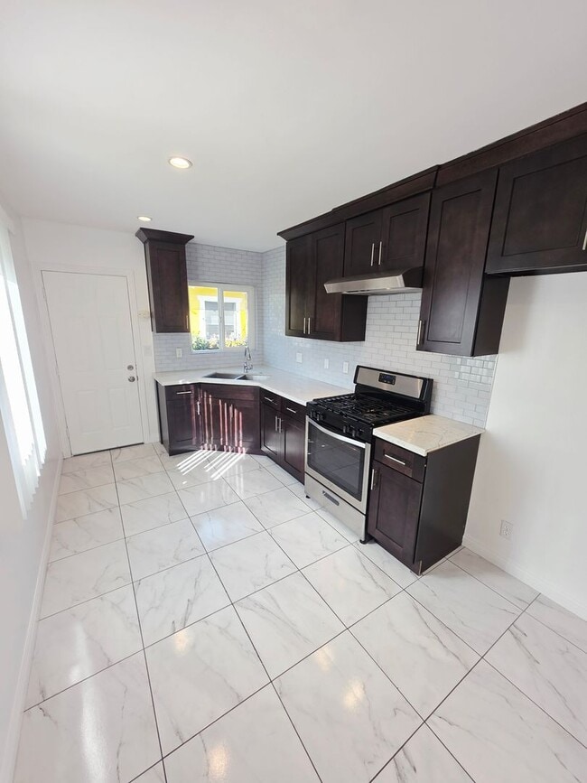 Photo - 449 W Harvard St Unit 449