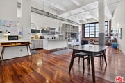Photo - 1850 Industrial St Unit 606