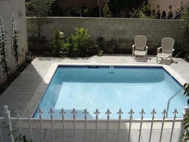 Photo - 9825 Topanga Canyon Blvd Unit 18