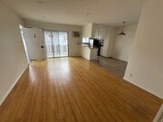 Photo - 143 S St Andrews Pl Apartments
