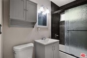Photo - 213 S Ventura Pl House