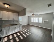 Photo - 1403 Stillman Ave Apartment Unit 1403 Stillman -  B